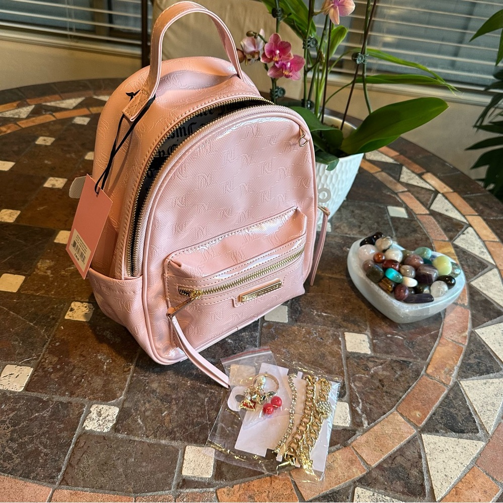 Juicy Couture Rosie Mini Backpack Pink Diamond NWT Gold CZ Bracelets Purse Charm - Picture 13 of 13